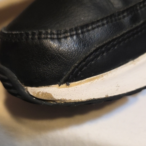 Nike Air Max Kids Black and White Sneakers - Picture 6 of 9